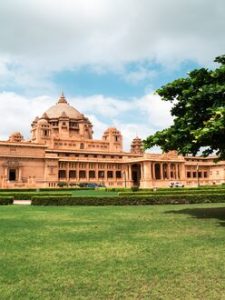 Best Luxury Hotels & Experiences Included in India Tour Packages